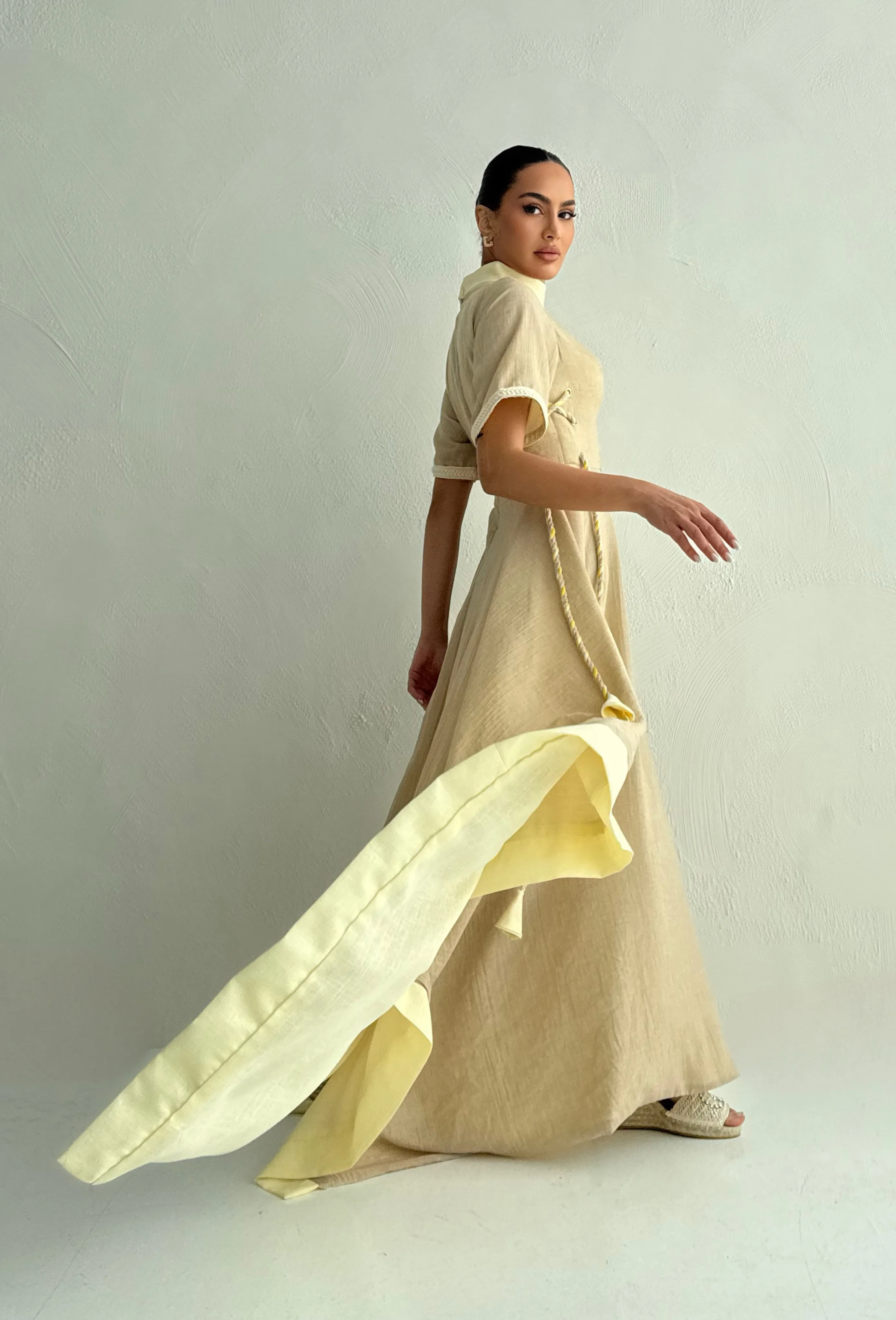 فستان خيوط القيطان