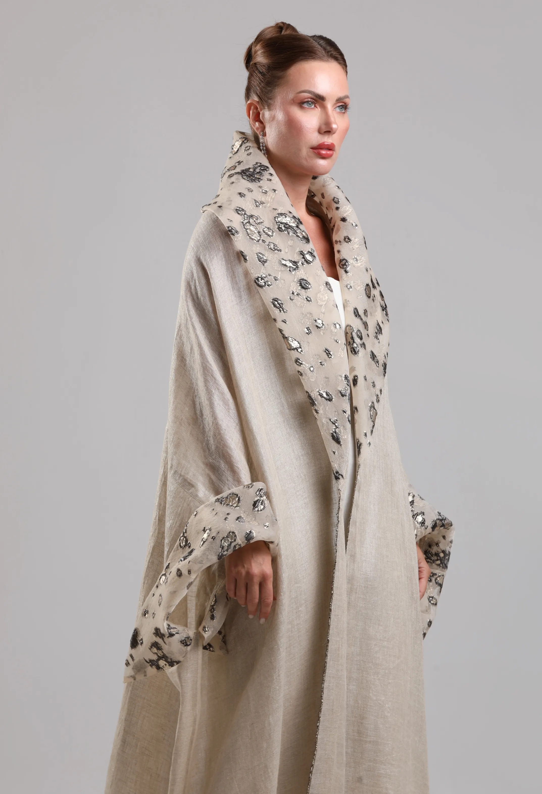 بشت لينن فاخر  _ البيج مع الذهبي