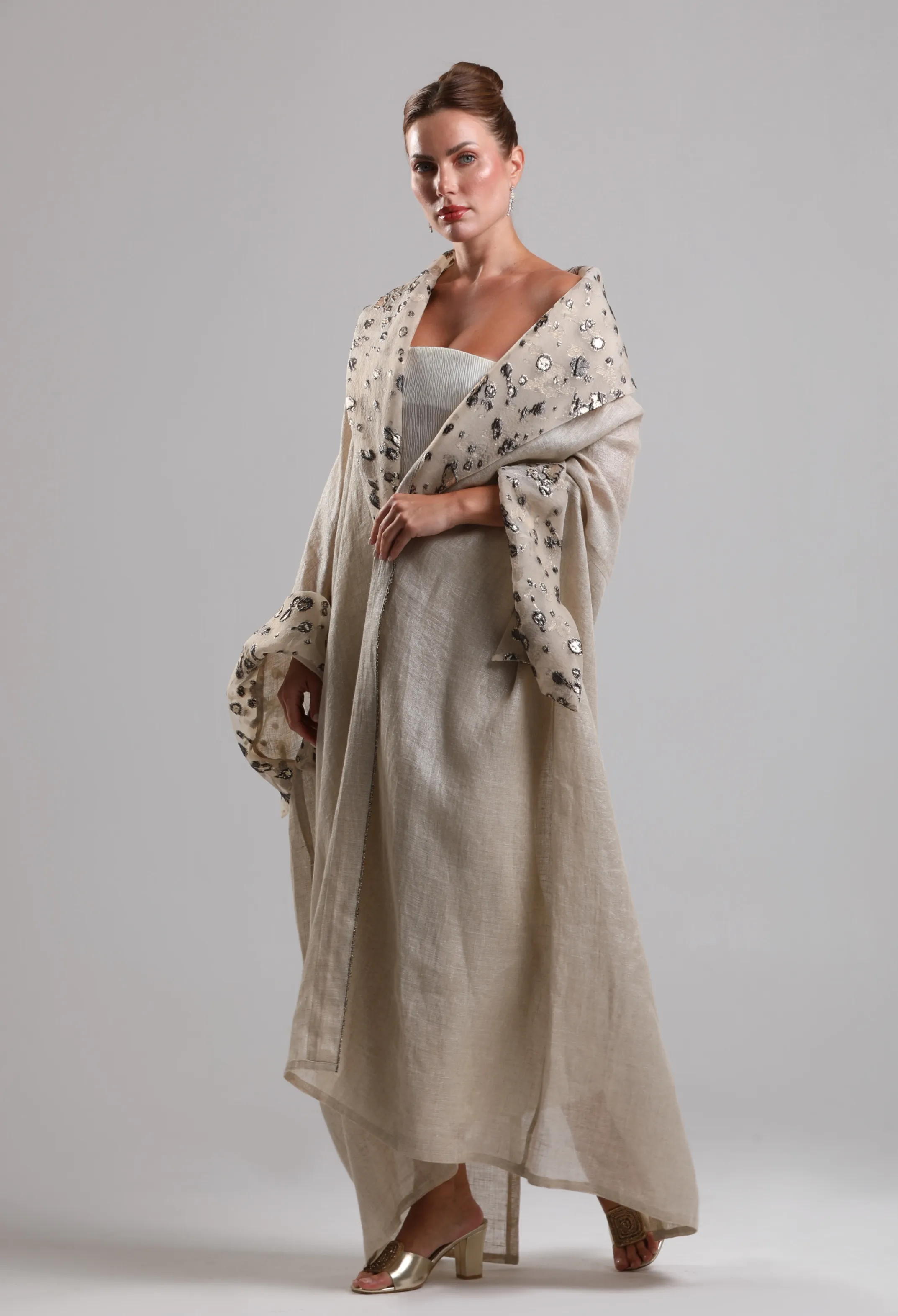 بشت لينن فاخر  _ البيج مع الذهبي