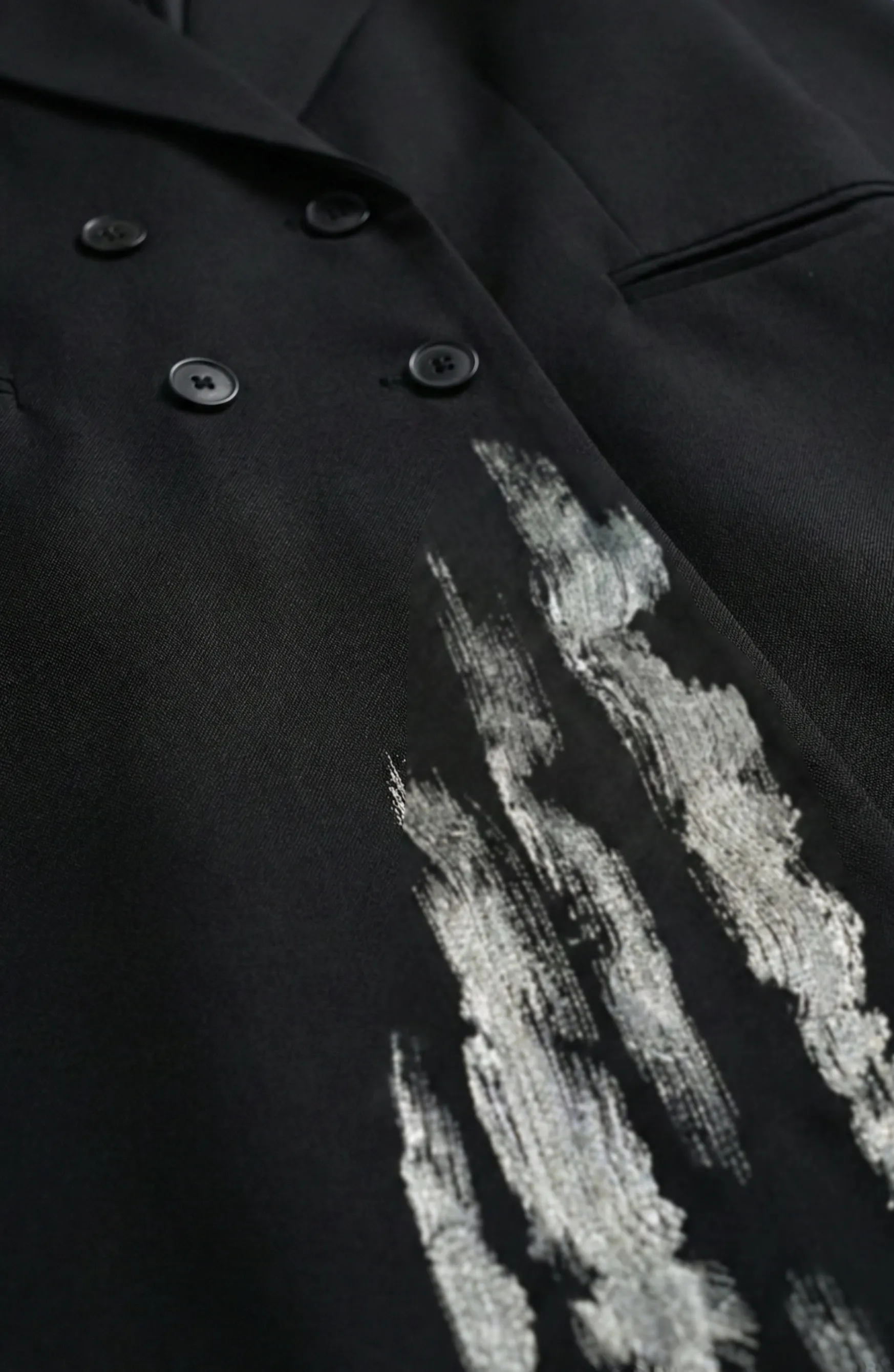 عباية بليزر - لمسة الدهان